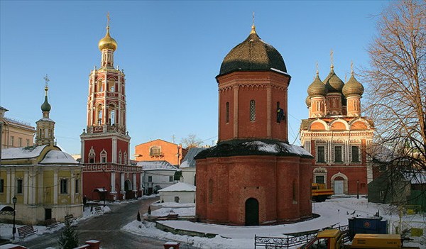 Высокопетровский монастырь